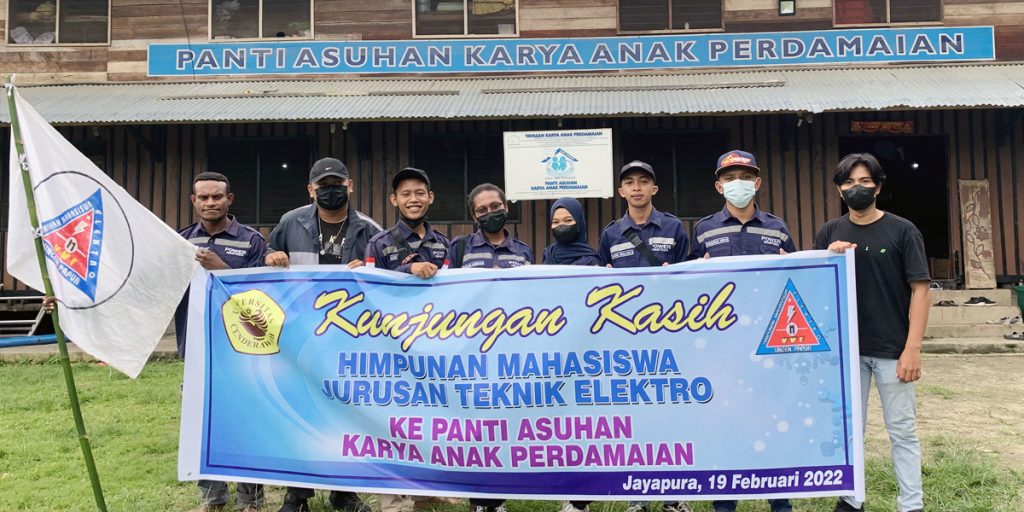 Kunjungan Kasih HMJ Teknik Elektro ke Panti Asuhan Karya Anak Perdamaian: 
