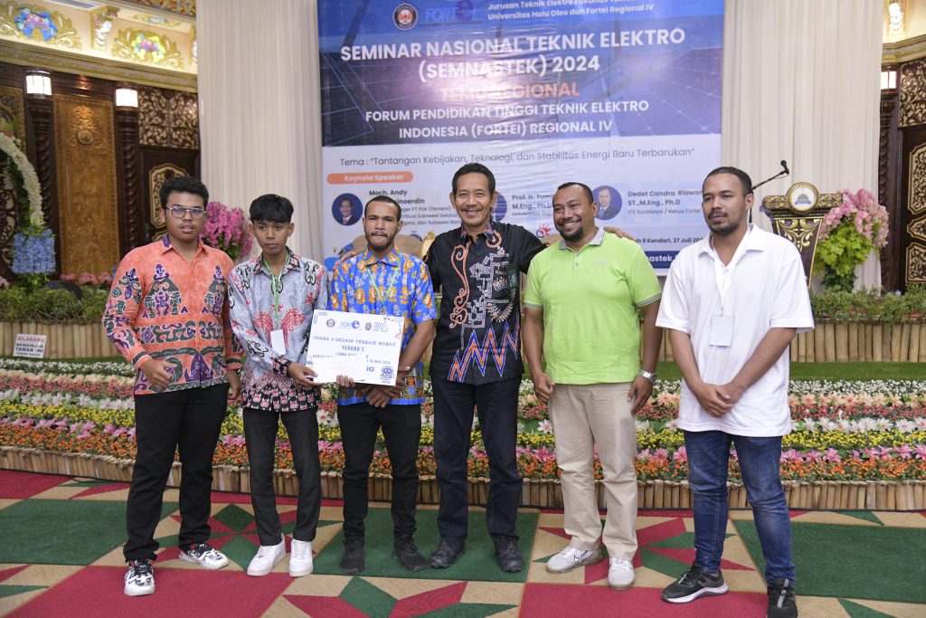 Mahasiswa Elektro UNCEN Raih Prestasi di Kontes Robot Nasional Fortein IV 2024